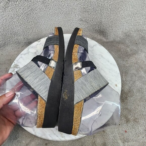 Naot Shoes Womens Size 7 Brenda Gray Slip-On Platform Heel Sandals *GUC* - Picture 6 of 13